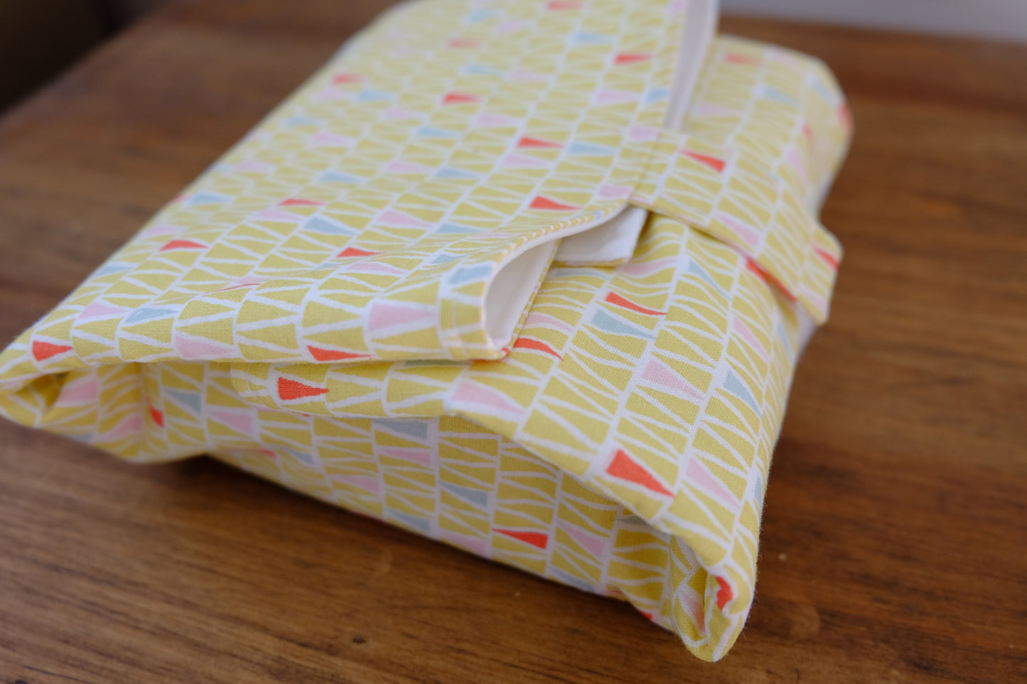 emballage en tissu pour sandwich, accessoire de rando et zéro déchet. pochette alimentaire pratique pour les pique nique