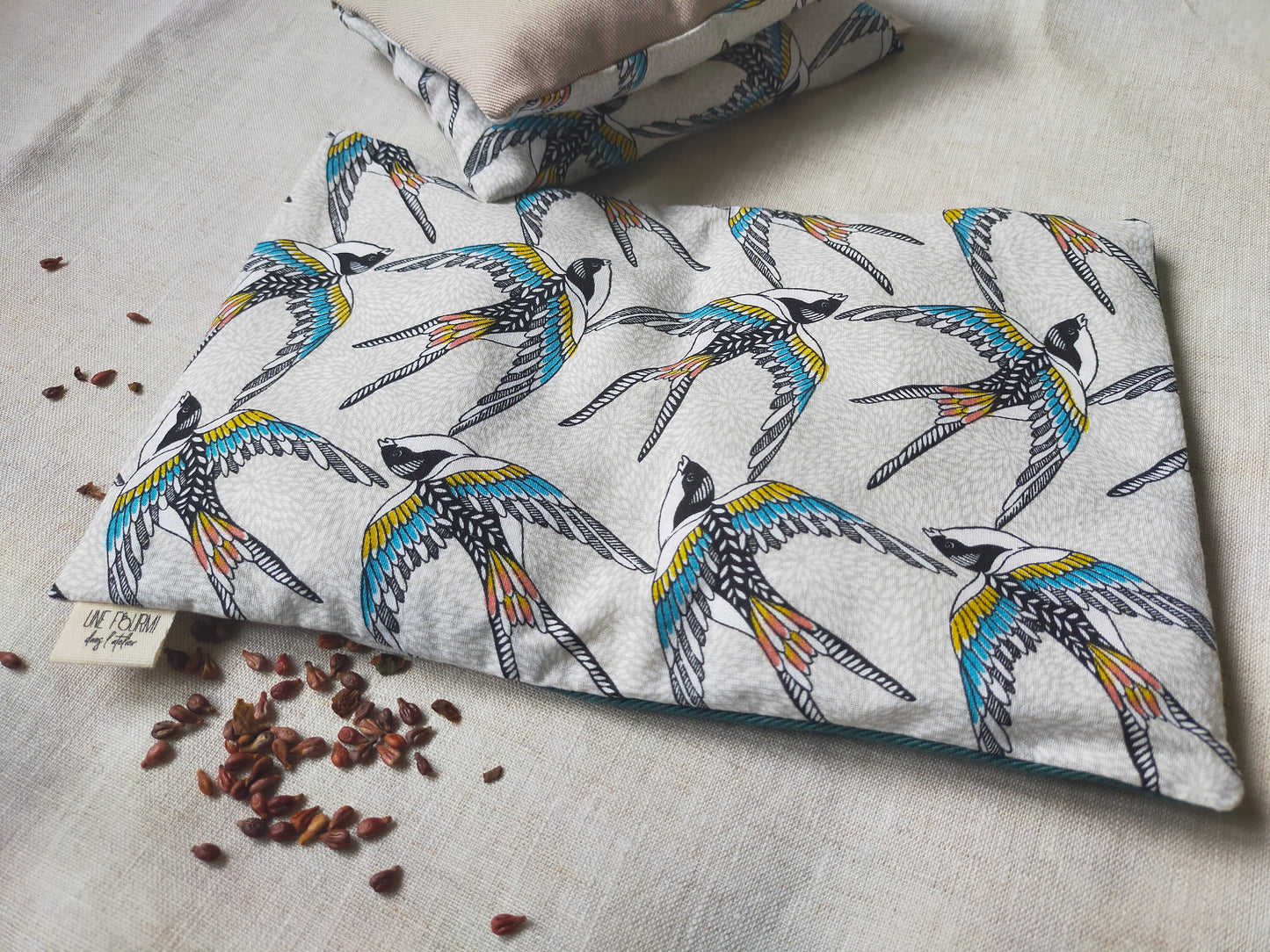 Dry hot water bottle with spelled seeds - Stomach aches & joint pain