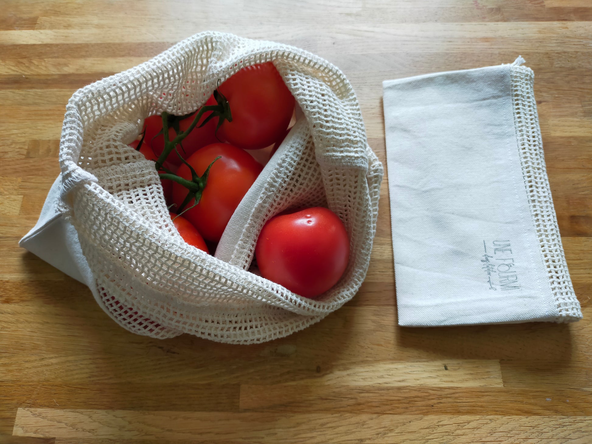 sac en filet de coton biologique pour les courses en vrac au magasin bio. accessoire zero déchet, sac utile et pratique