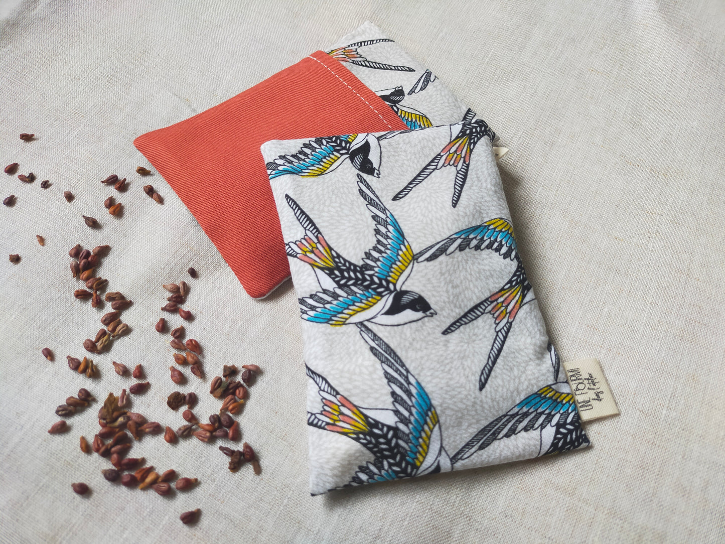 La Chaufferette, pocket hot water bottle with spelled seeds